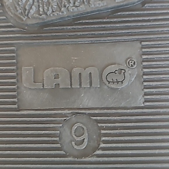 Lamo Australian Suede Sheep Skin Candace Slip On Moccasins Black Women's Size 9 - Picture 12 of 12